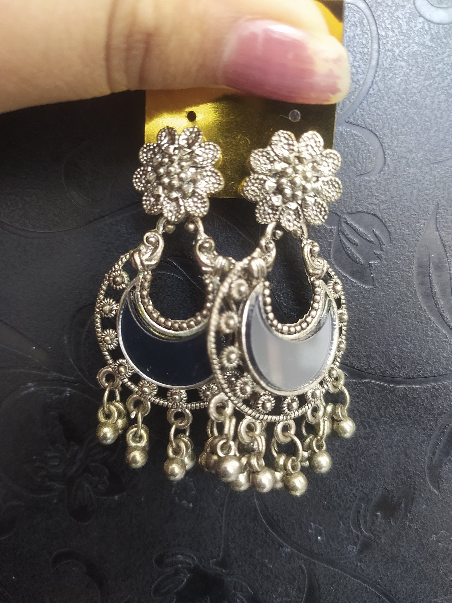 White Metallic Jhumka (Earrings)
