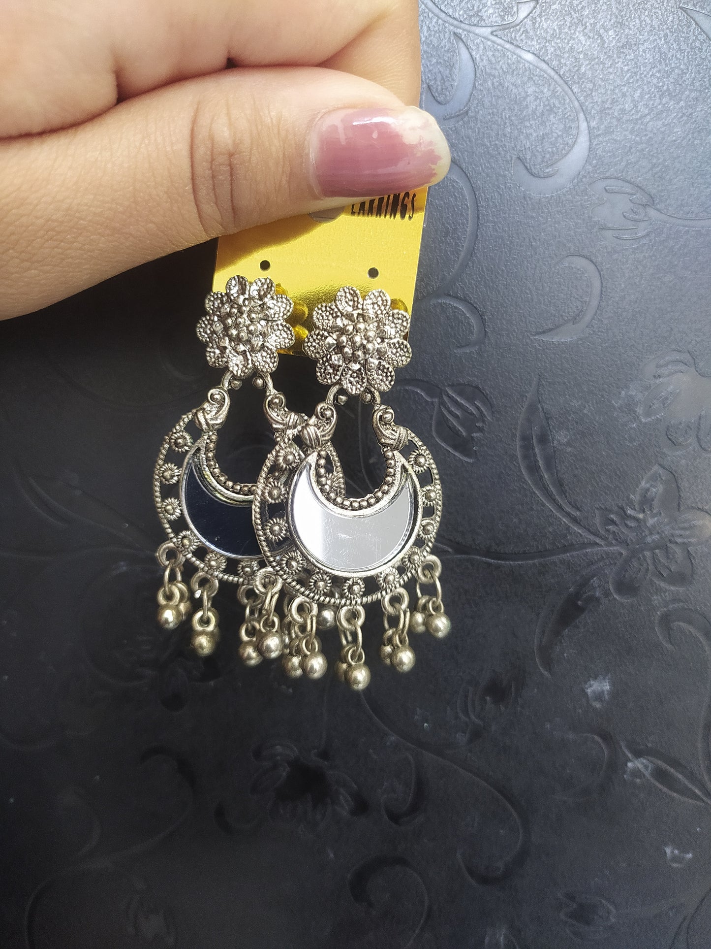 White Metallic Jhumka (Earrings)