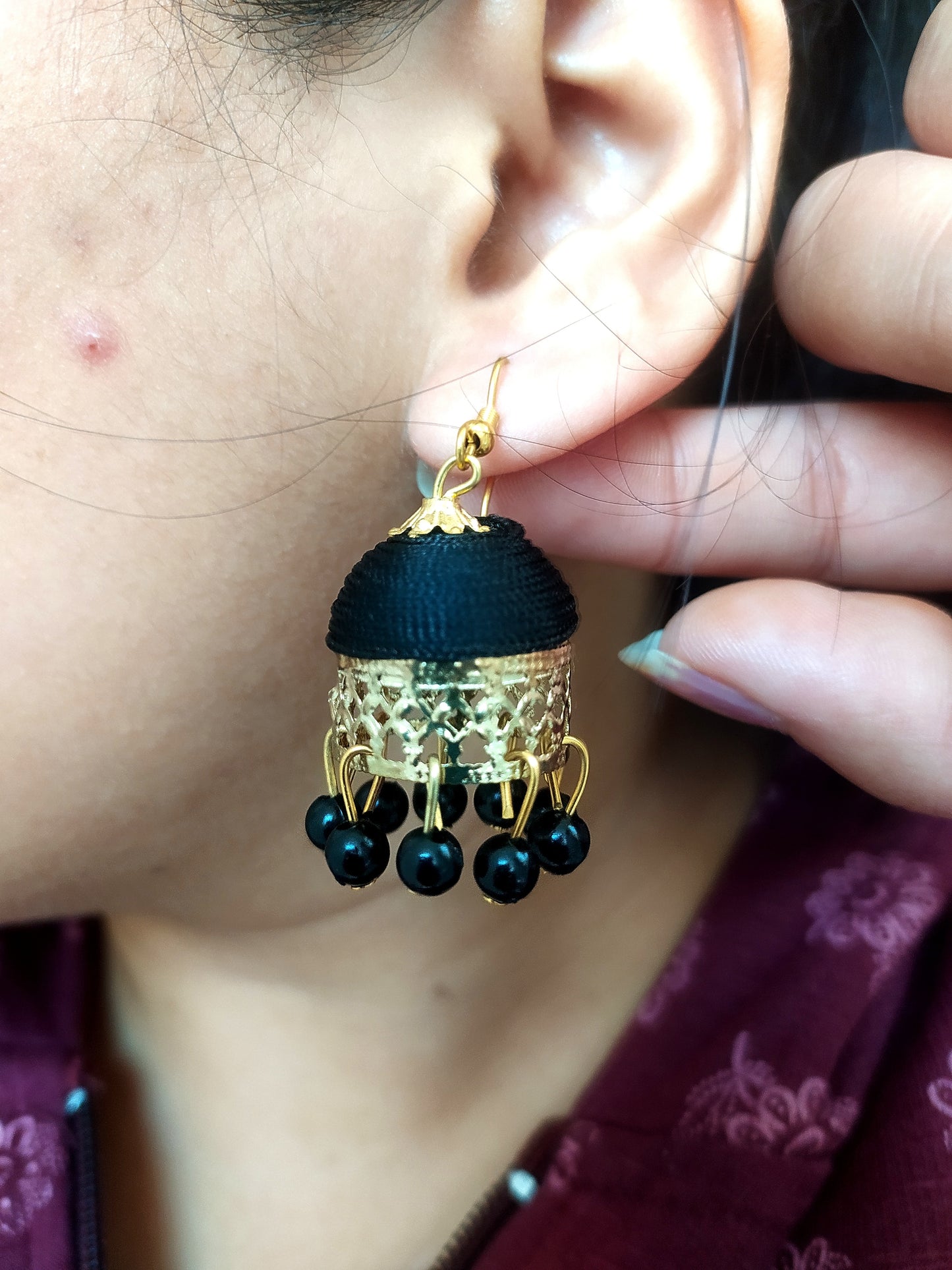 Black Jhumka (Earrings)